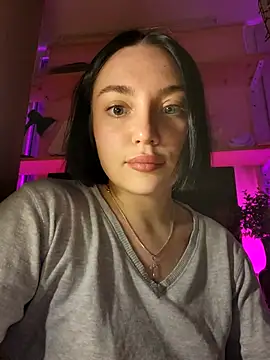 Snapshot of HotDevilGirl_ chatting on February 1, 2026, 5:11 pm HotDevilGirl online show from February 1, 2026, 5:11 pm