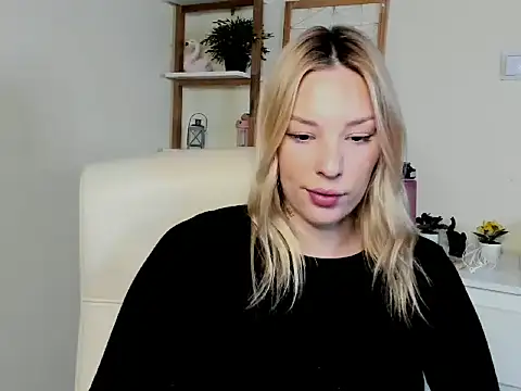 Snapshot of VelvetAngela chatting on March 4, 2026, 1:30 pm VelvetAngela online show from March 4, 2026, 1:30 pm