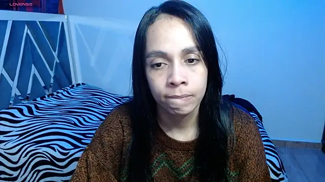 Snapshot of paula_lopez__ chatting on April 10, 2026, 11:45 pm paula lopez online show from April 10, 2026, 11:45 pm