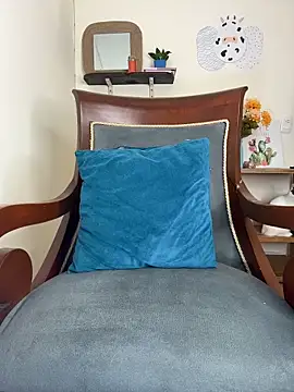 LilaRvsh online show from April 1, 2026, 4:59 pm