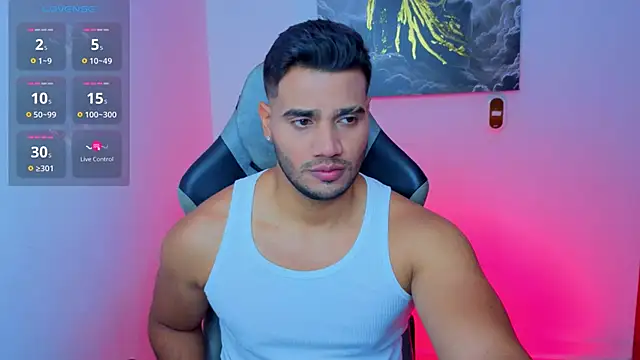AndresRodriguez1 online show from May 30, 2026, 2:01 pm