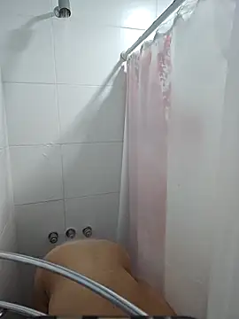 Snapshot of kimcit4 chatting on February 3, 2026, 12:43 am kimcit4 online show from February 3, 2026, 12:43 am