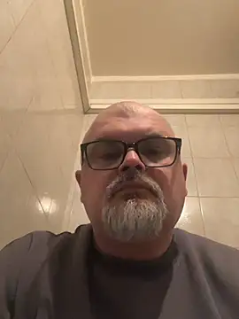 Snapshot of Crvendac76 chatting on February 26, 2026, 11:21 am Crvendac76 online show from February 26, 2026, 11:21 am