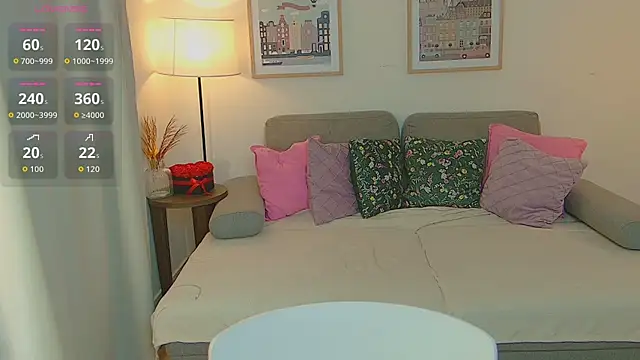 Snapshot of SinLuna_ chatting on April 10, 2026, 2:13 pm SinLuna online show from April 10, 2026, 2:13 pm