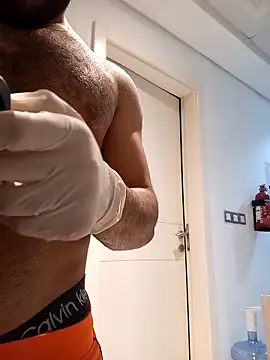 aidick10 online show from March 31, 2026, 4:42 pm