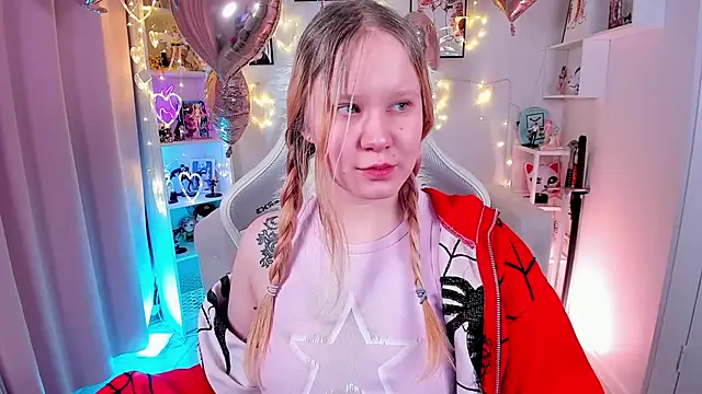 AnnieVibe online show from February 9, 2026, 5:33 pm