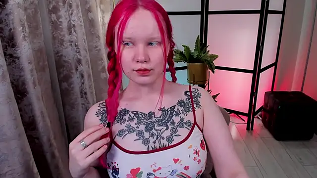 AnnieVibe online show from May 13, 2026, 5:42 pm