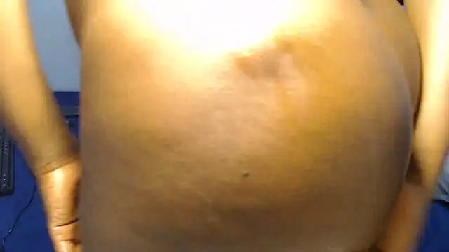 Snapshot of karen-001 chatting on February 24, 2026, 9:10 am karen-001 online show from February 24, 2026, 9:10 am