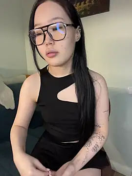 Peony kiss online show from February 18, 2026, 8:00 am