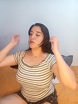 Snapshot of Gaby_andryu chatting on March 11, 2026, 9:53 pm Gaby andryu online show from March 11, 2026, 9:53 pm