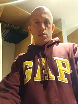 superhotpapi online show from February 26, 2026, 6:19 pm