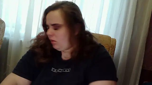 Snapshot of DollyGersoon chatting on February 24, 2026, 5:41 am DollyGersoon online show from February 24, 2026, 5:41 am