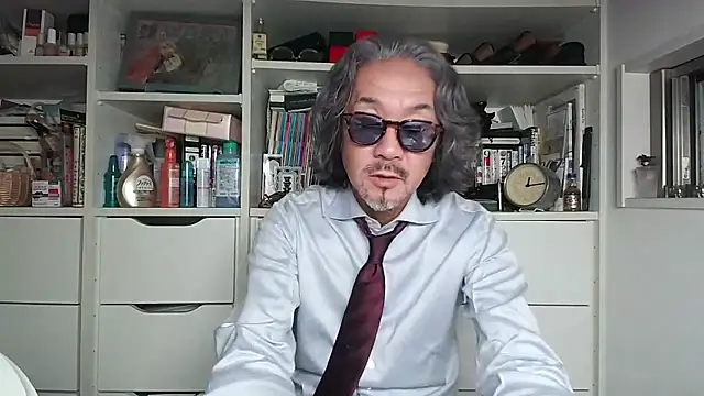 Snapshot of MtaS1 chatting on April 1, 2026, 3:09 pm MtaS1 online show from April 1, 2026, 3:09 pm