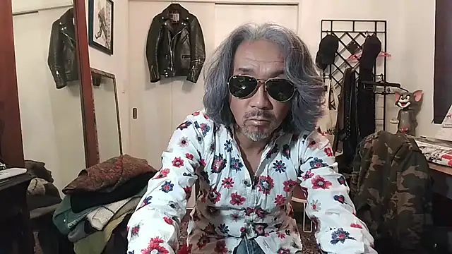 Snapshot of MtaS1 chatting on March 8, 2026, 4:16 am MtaS1 online show from March 8, 2026, 4:16 am