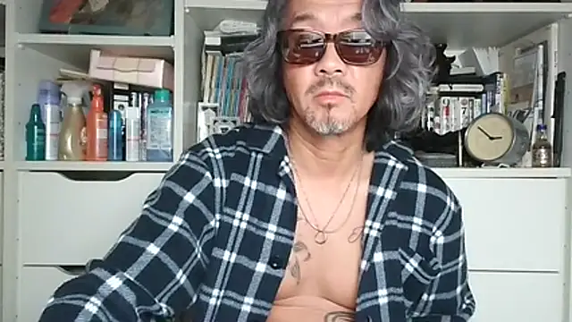 Snapshot of MtaS1 chatting on March 18, 2026, 5:47 pm MtaS1 online show from March 18, 2026, 5:47 pm