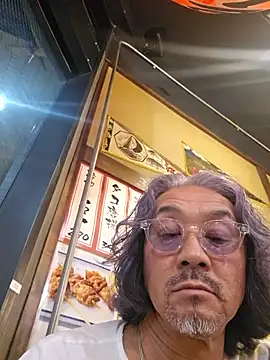 Snapshot of MtaS1 chatting on April 15, 2026, 9:59 am MtaS1 online show from April 15, 2026, 9:59 am