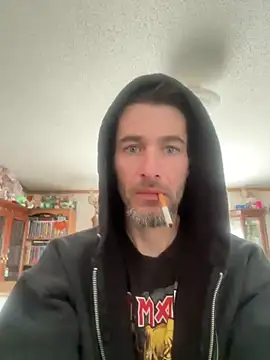 Snapshot of tommattsonn chatting on March 15, 2026, 2:24 pm tommattsonn online show from March 15, 2026, 2:24 pm