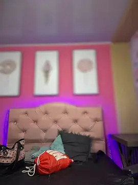 Karolaiin LS online show from March 3, 2026, 7:32 pm