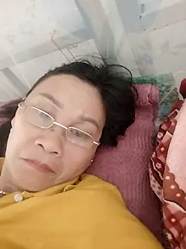 miko nyan2006 online show from April 14, 2026, 2:11 pm