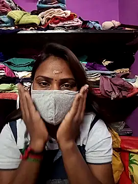 Tamil Hot Nisha online show from April 3, 2026, 5:58 am