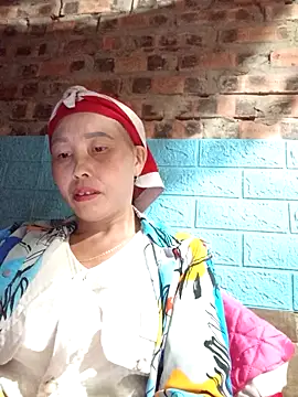 lena-cute online show from March 18, 2026, 12:51 pm