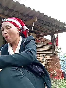 Snapshot of lena-cute chatting on February 14, 2026, 10:04 am lena-cute online show from February 14, 2026, 10:04 am