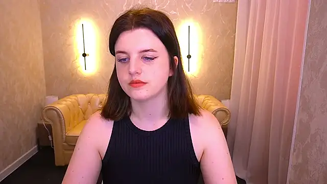 KristiFoxy online show from July 15, 2026, 5:03 am
