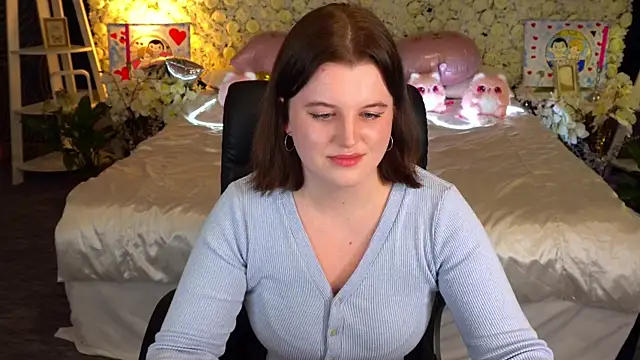 KristiFoxy online show from April 9, 2026, 7:09 pm