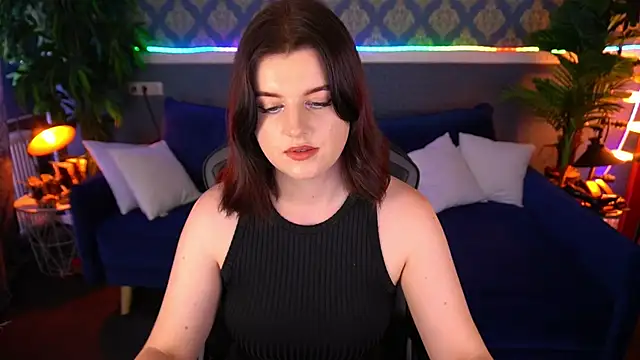 KristiFoxy online show from July 12, 2026, 12:39 pm