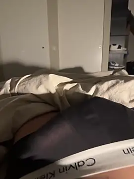 Snapshot of Robertocavall chatting on February 8, 2026, 11:02 pm Robertocavall online show from February 8, 2026, 11:02 pm