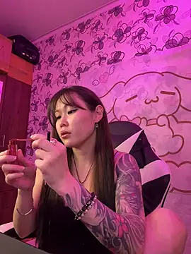 YukiiTYAN online show from March 26, 2026, 4:27 pm