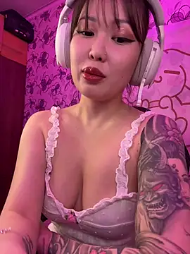 YukiiTYAN online show from March 14, 2026, 6:14 pm