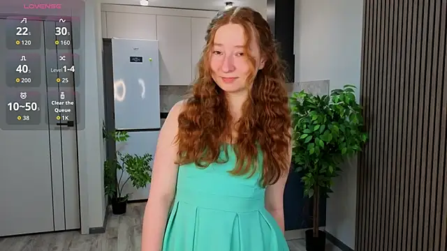 MaraButtrey online show from April 10, 2026, 1:12 am