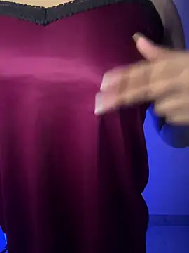 Hot Bhavi  online show from April 23, 2026, 7:15 pm