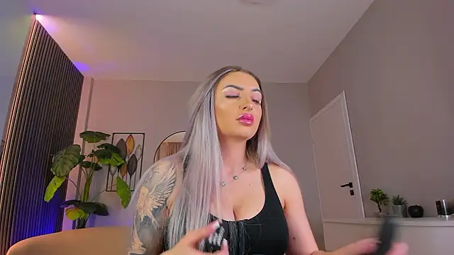 MissObsidian online show from February 24, 2026, 10:21 pm