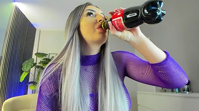 MissObsidian online show from February 13, 2026, 9:15 pm