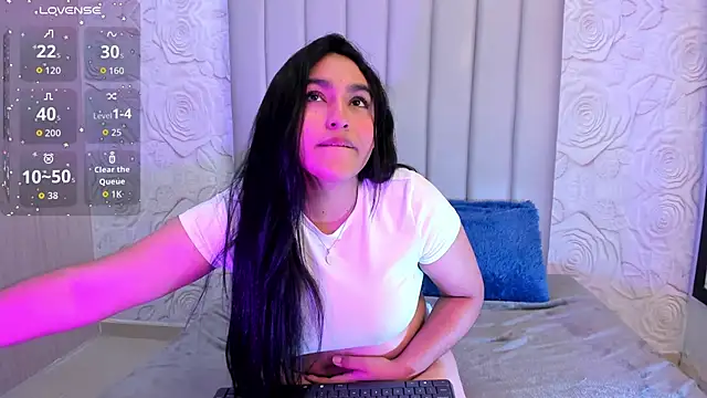 Snapshot of Lya_dubois_ chatting on February 11, 2026, 8:41 pm Lya dubois online show from February 11, 2026, 8:41 pm