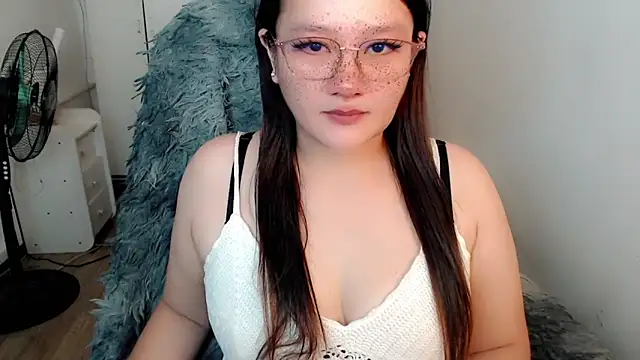 UrLovelyWetPussy online show from March 3, 2026, 11:06 am