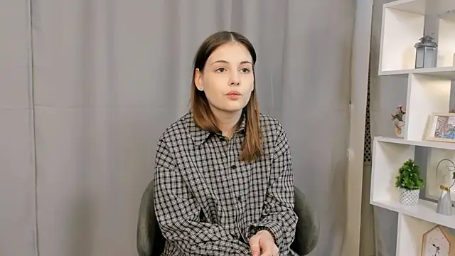 Snapshot of OletaSittner chatting on February 5, 2026, 1:07 pm OletaSittner online show from February 5, 2026, 1:07 pm