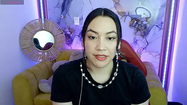 Snapshot of ALISS_M_ chatting on July 24, 2026, 8:27 pm ALISS M online show from July 24, 2026, 8:27 pm