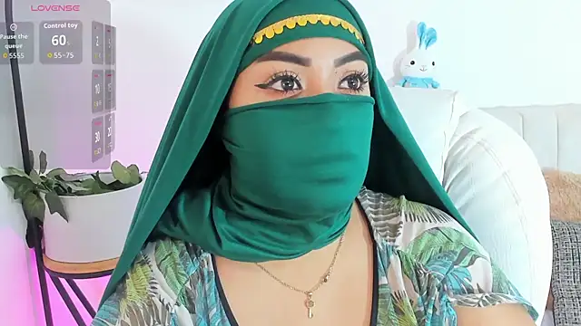 fatimarab   online show from April 14, 2026, 1:54 am