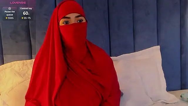 Snapshot of fatimarab__ chatting on February 15, 2026, 3:29 am fatimarab online show from February 15, 2026, 3:29 am