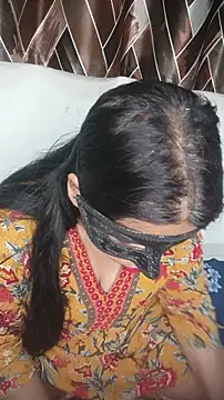 RivaAffair online show from February 5, 2026, 10:49 pm