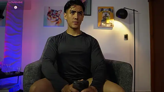 TaylerCross  online show from March 11, 2026, 12:54 pm