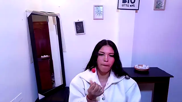 Snapshot of amber_miller18 chatting on February 4, 2026, 5:57 am amber miller18 online show from February 4, 2026, 5:57 am