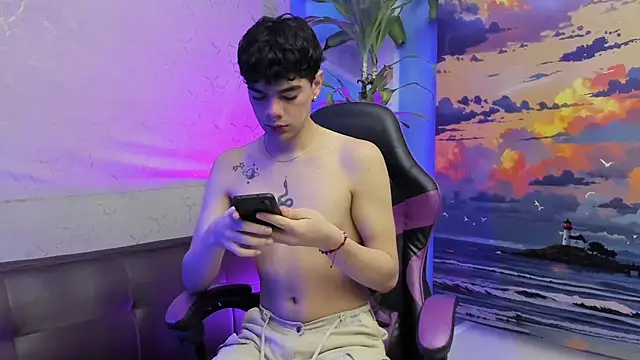 Snapshot of Elbombondelcircuit chatting on February 17, 2026, 11:02 pm Elbombondelcircuit online show from February 17, 2026, 11:02 pm