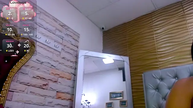 MariyaNovakie online show from April 13, 2026, 1:48 pm