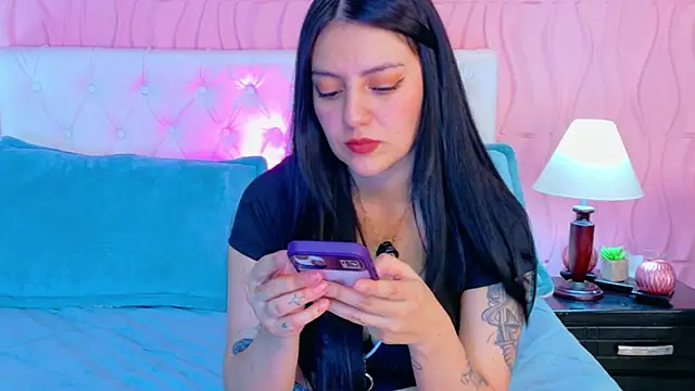 Mia Cherry   online show from February 17, 2026, 6:49 pm