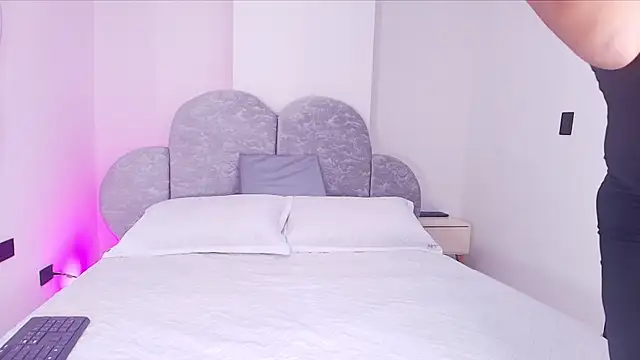 ari fire online show from February 11, 2026, 3:17 am