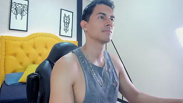 Snapshot of Mike_Conors chatting on March 3, 2026, 1:45 am Mike Conors online show from March 3, 2026, 1:45 am